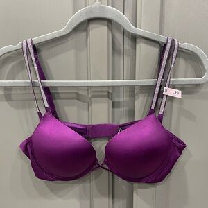 NWT Victoria’s Secret Bombshell plunge Bra